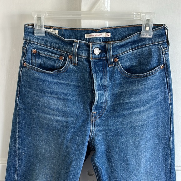 Levi’s Wedgie Straight Denim size 27 - Picture 2 of 6